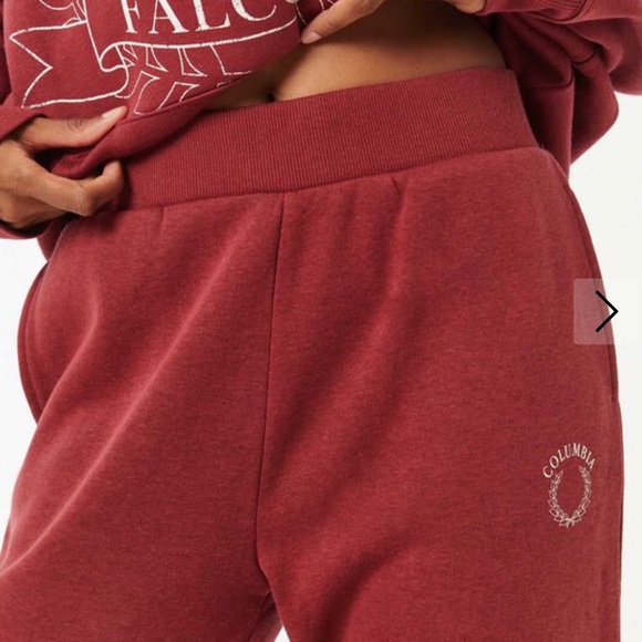 Slouchy Joggers - Picture 3 of 4